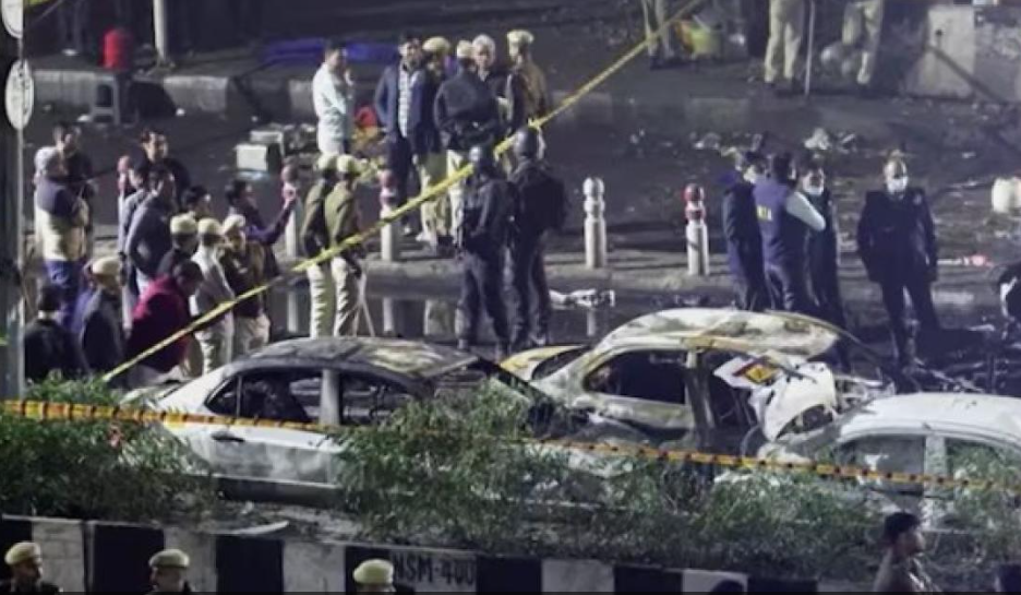 Delhi Red Fort Blast ਮਾਮਲੇ ‘ਚ ਇੱਕ ਹੋਰ doctor ਗ੍ਰਿਫ਼ਤਾਰ, ਪੁਲਿਸ ਨੇ Tajamul Ahmed Malik ਨੂੰ ਕੁਲਗਾਮ ਤੋਂ ਕੀਤਾ ਗ੍ਰਿਫ਼ਤਾਰ…