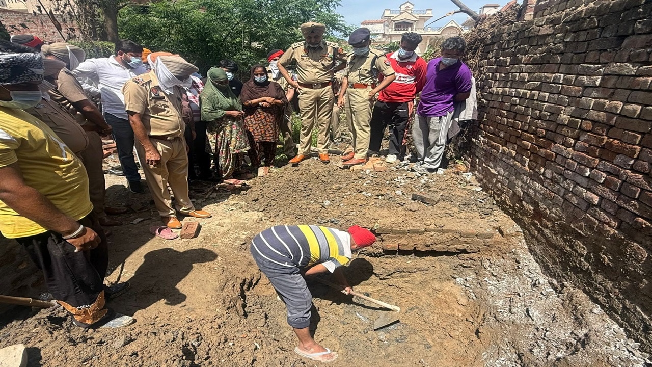5 Months Later, Shocking Discovery: Body Found Buried in House in Jalandhar!